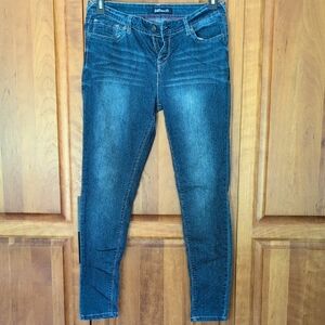 Wallflower Blue Skinny Jeans with Tapered Fit